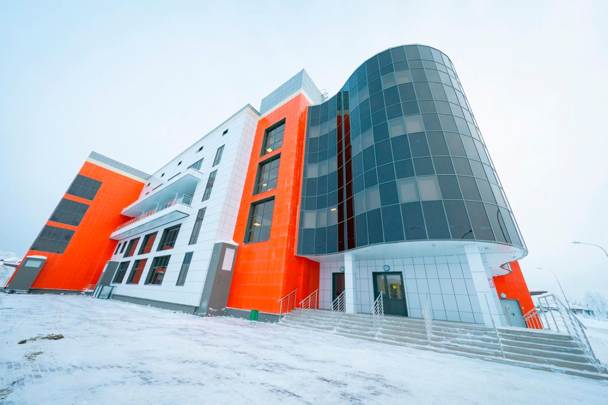 Новую больницу в Горноправдинске ввели в эксплуатацию
