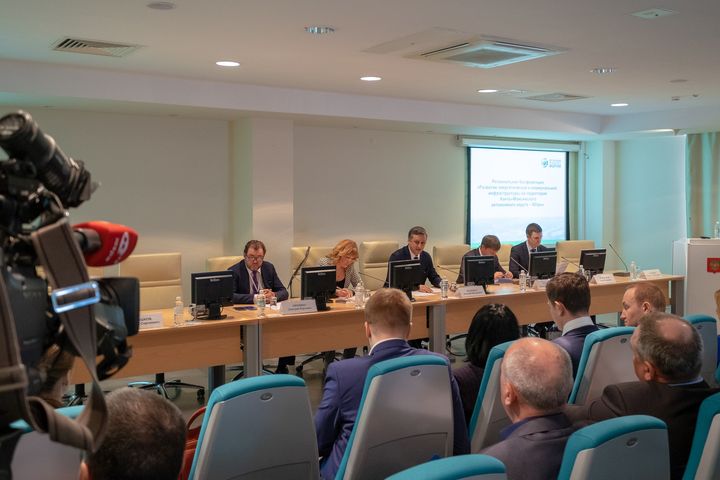 В Ханты-Мансийске обсудили перспективы развития энергетики и коммунального комплекса региона