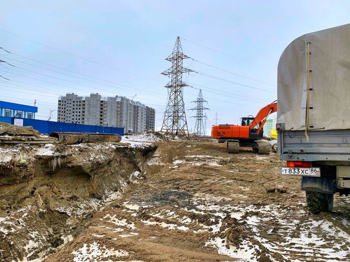Завершается монтаж тепловых сетей для строящихся кварталов Нижневартовска