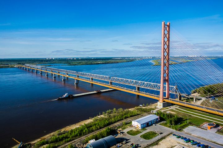 В Югре стартовало строительство второго мостового перехода через Обь